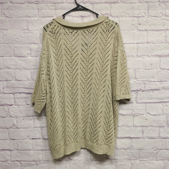 Boohoo Women's V-Neck Sweater in Cream - Picture 9 of 9